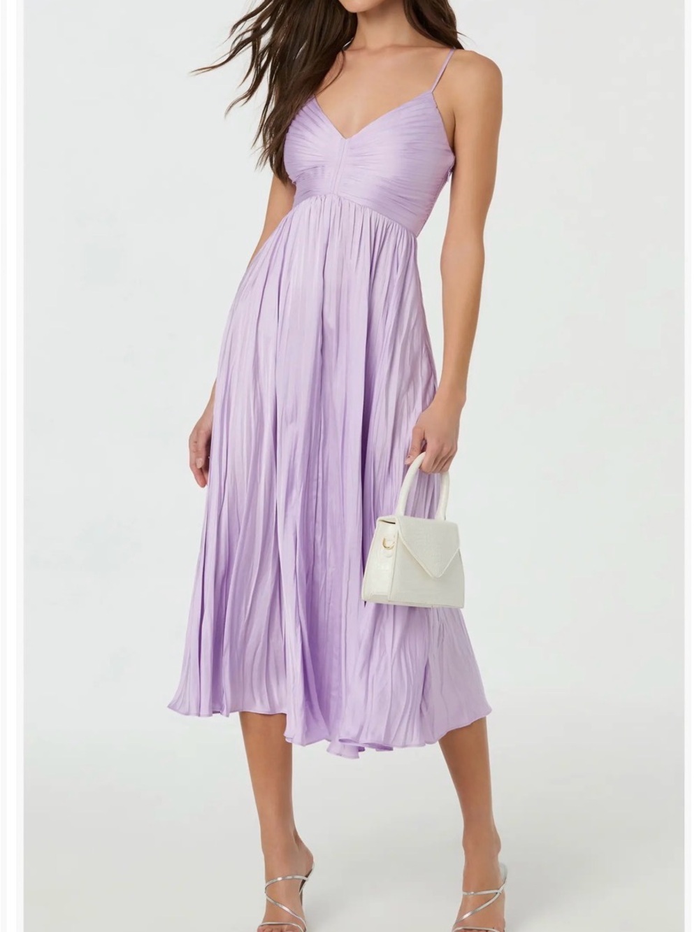 NWOT Astr Lavender Pleated Midi Dress with Spaghetti Straps